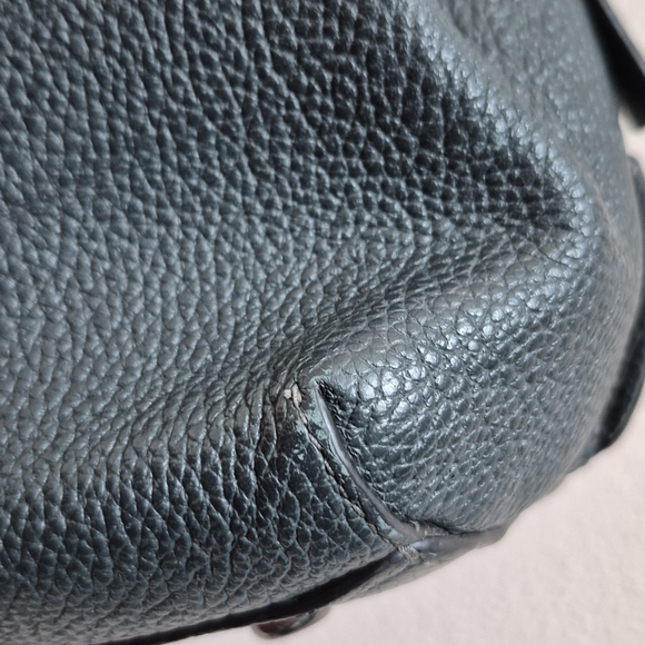 Coach Charlie Carryall *Missing Full Coach Logo - Picture 7 of 16